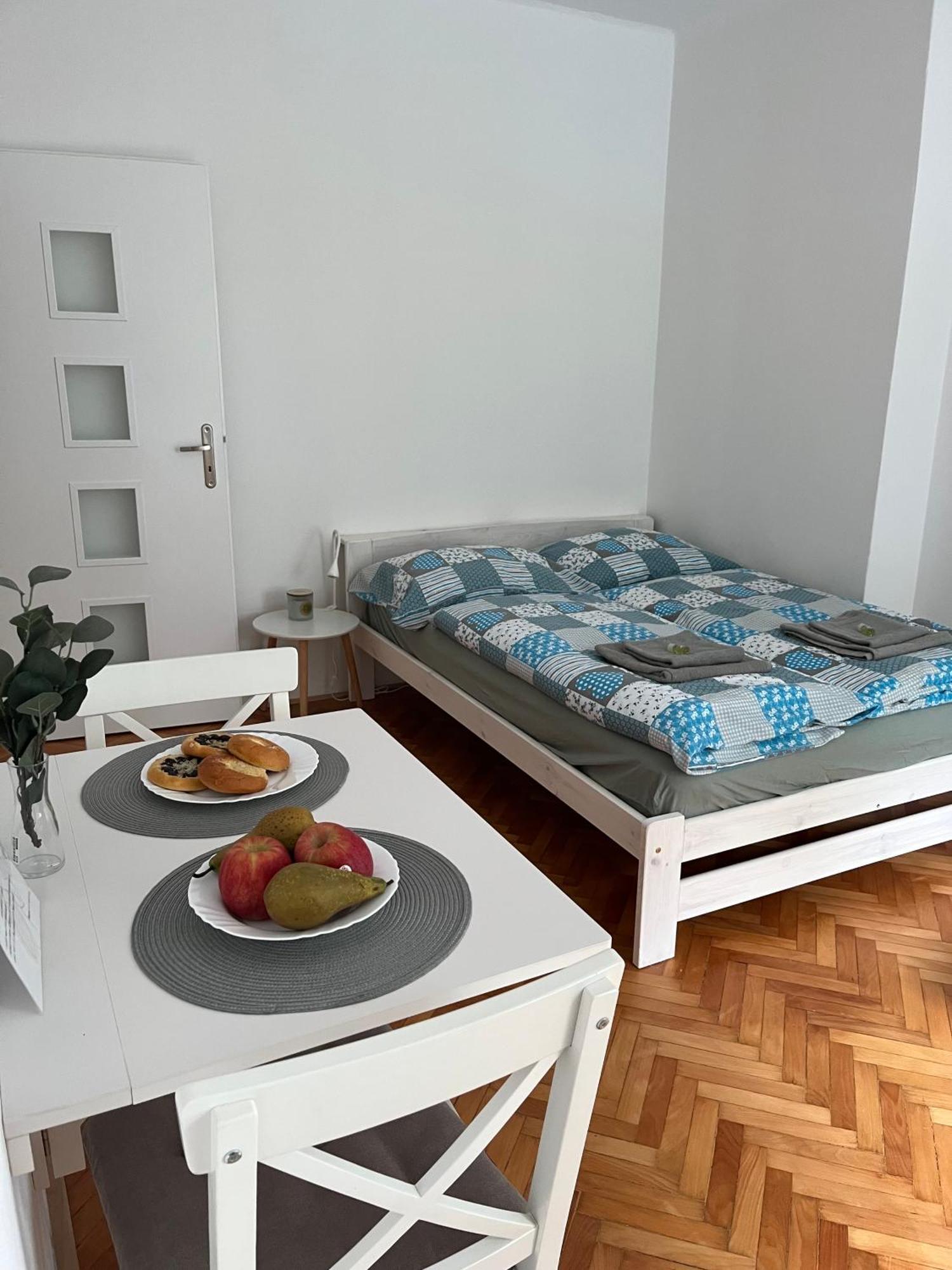 Apartman Pod Vyhlidkou Nové Město nad Metují Bagian luar foto